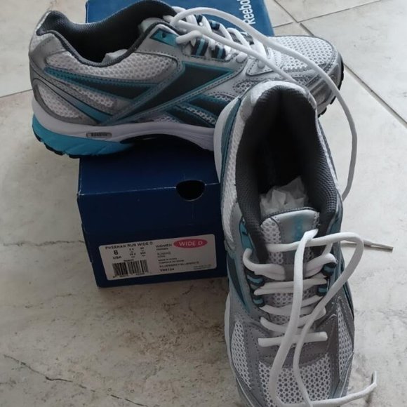 Reebok Pheehan Running Shoe - NWT - Picture 9 of 9